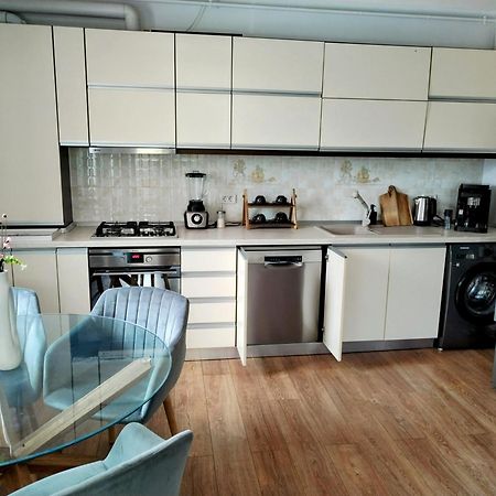 בוקרשט Exclusive Living Apartment מראה חיצוני תמונה