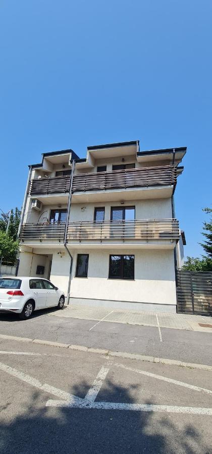 בוקרשט Exclusive Living Apartment מראה חיצוני תמונה