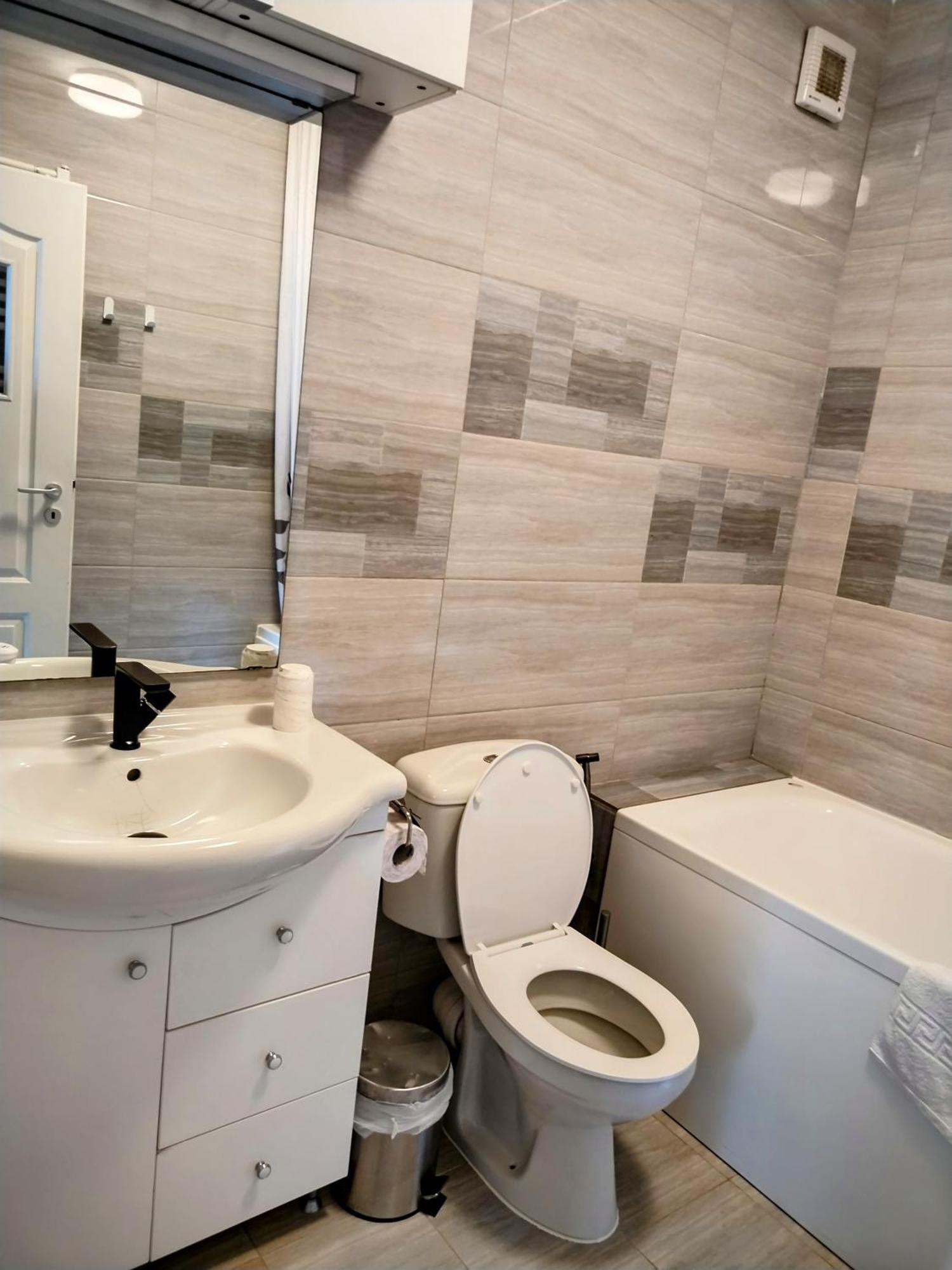בוקרשט Exclusive Living Apartment מראה חיצוני תמונה